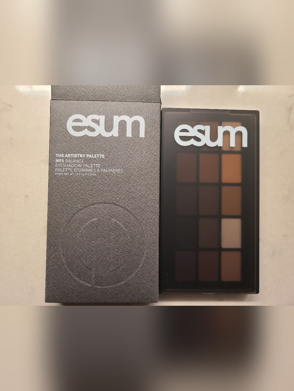 ESUM Artistry No1 BALANCE Eyeshadow Palette